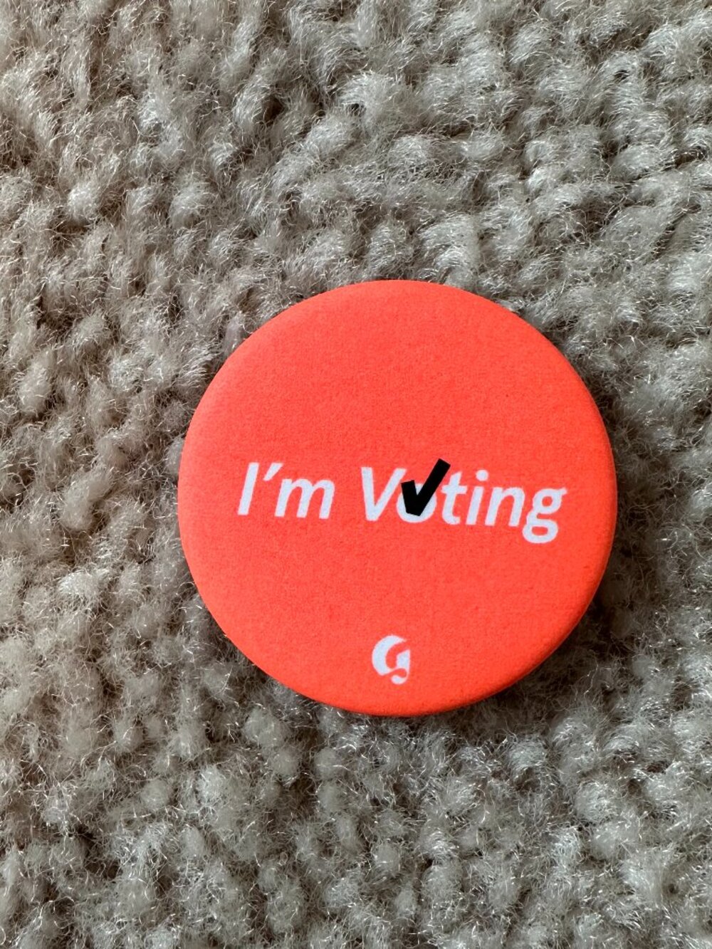 Glossier "I'm Voting" Pin — Limited Edition Collectible